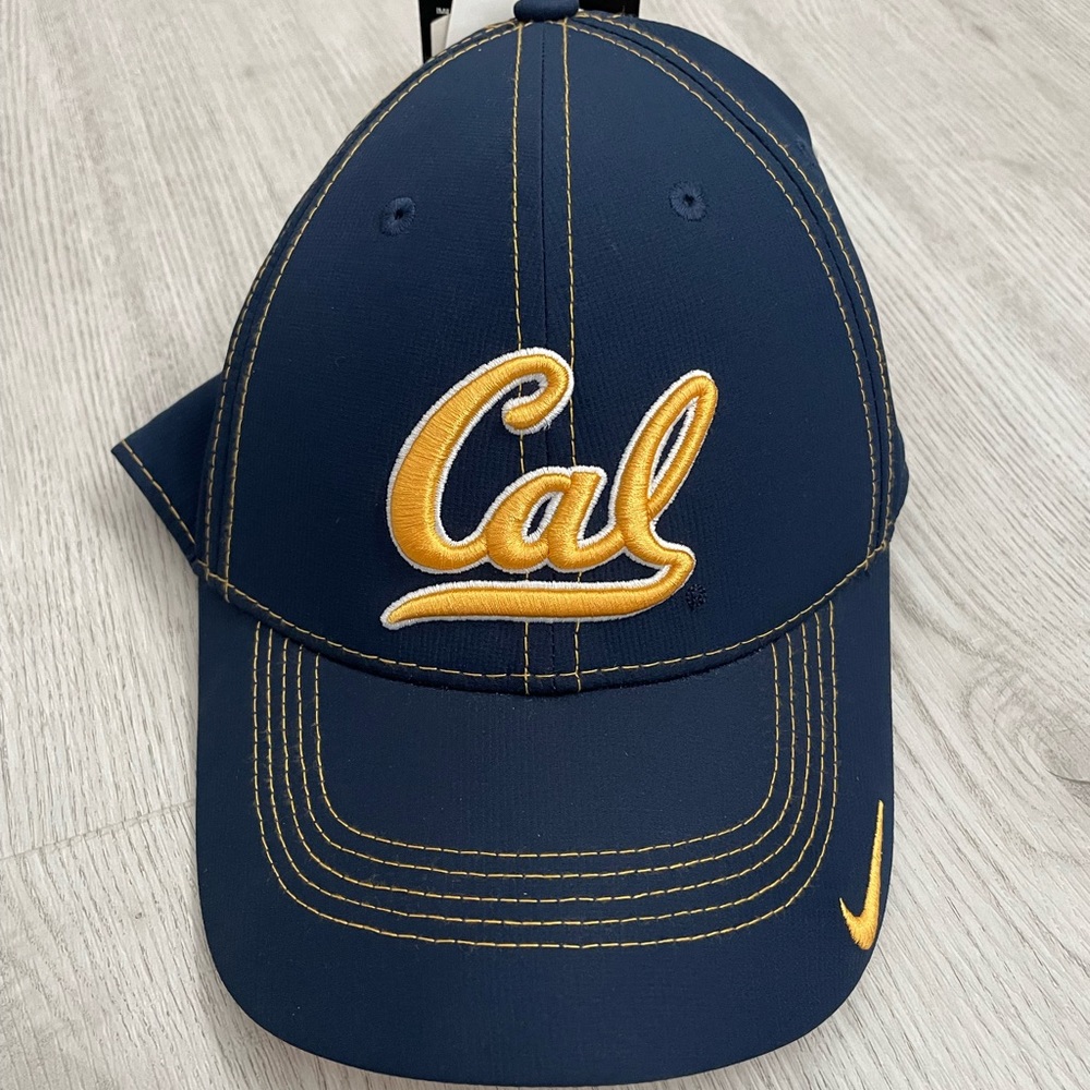 New Nike Dri Fit Hat (Cal Golden Bears)
